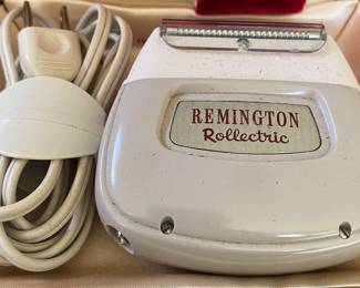 Vintage Remington Electric Razor