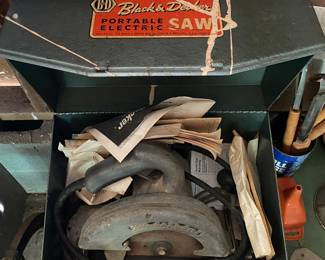 Old Black & Decker Portable Saw