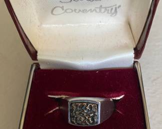 Vintage Sarah Coventry Ring