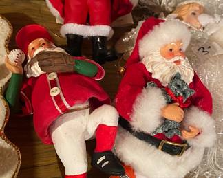 Clothtique Santa Ornaments
