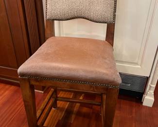 (4) kitchen barstools with 28" seat height