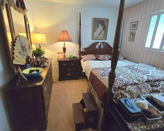 Queen bedroom suite with 4 poster bed, triple dresser, chest of drawers, 2 nightstands, mattress and box springs