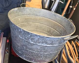 galvanized wash tub