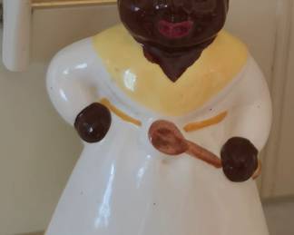 Vintage Mammie saltshaker