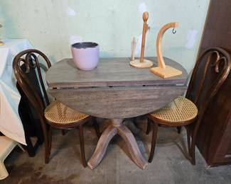 drop-leaf table, 2 wicker bottomed chairs and much much more! 