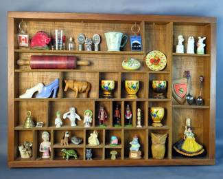 Display Shelf, 17.5" x 24", Including Miniature Collectibles