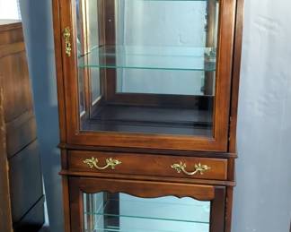 Illuminated Curio/Display Cabinet