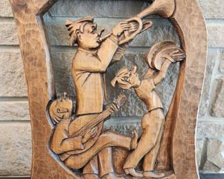 WOOD CARVED ART