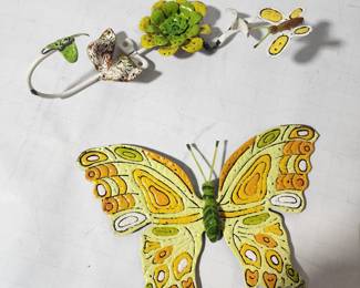 VINTAGE WALL DECOR