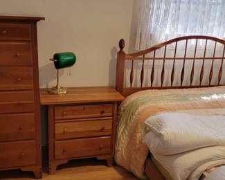 bedroom suite Shakers sampler collection
