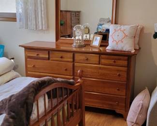 bedroom suite