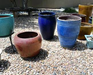 Garden pots