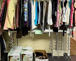 Women’s Clothes • Clothes Hangers