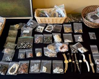 Assorted Jewelry