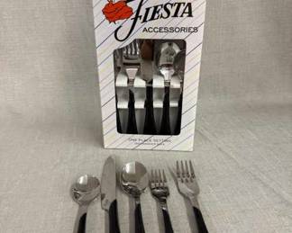 FIESTA, 10 PC Swirl Flatware Dinner Set, Black