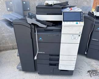 2516 Konica Minolta Bizhub 654e Copy Machine