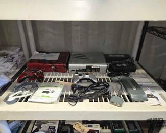 4546 Xbox Consoles, Romtes, Powercords Headphones