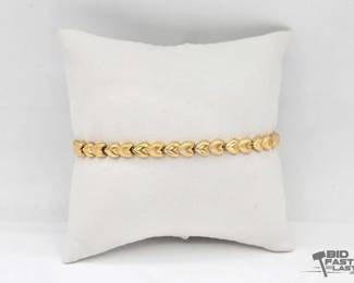 540 14k Gold Heart Bracelet, 7.79g