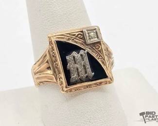 628 10k Gold and Diamond Initial Ring, 6.3g