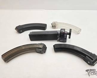 2312 4 .22 Magazines 1 Hot Lips Loader