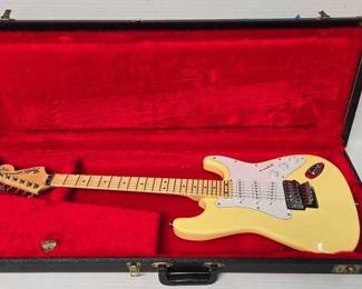 2392 Fender Stratocaster Guitar with Case