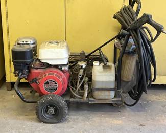 Puma PW 2400 Power Washer w Honda 11hp Engine