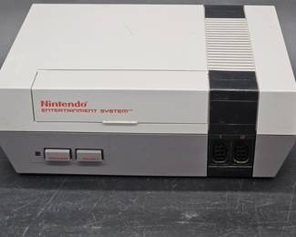 Vintage Nintendo Entertainment System NES-001