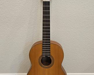 Yamaha CG- 40 MA Acoustic Guitar w/ New Strings