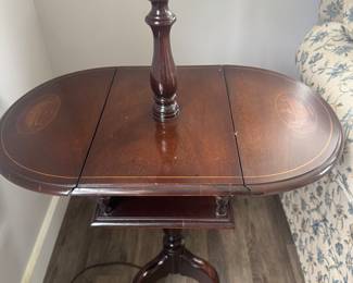 drop leaf end table