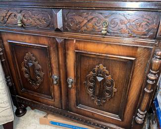 Sideboard