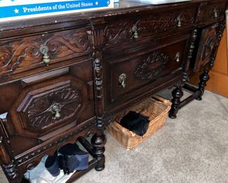 Sideboard