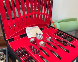Flatware Set