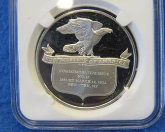 Lot 373. Franklin Mint Postmasters of America 1975 sterling silver round weighing 25.4 grams