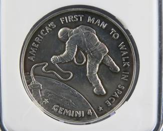 Lot 42. Franklin Mint America In Space 1965 Gemini 4 sterling silver round weighing 26.6 grams