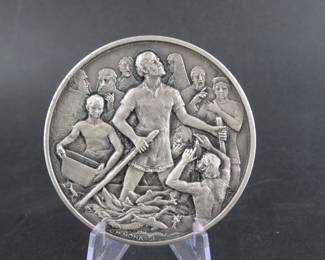 Lot 39. 1973 Franklin Mint St. James The greater sterling silver medallion weighing 131.1 grams