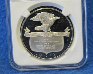 Lot 281. Franklin Mint Postmasters of America 1974 sterling silver round weighing 25.3 grams