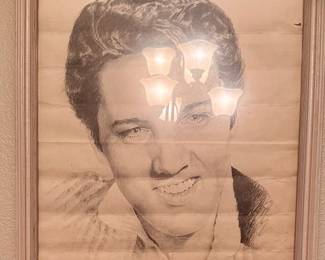 If you love Elvis, then you will love this sale! Collectibles, prints, magazines and even a phone!