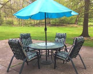 010 Patio Set