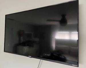 3 Smart TVs