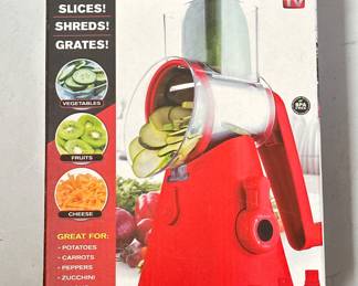 NutriSlicer Vegetable and Fruit Slicer by Emson