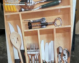 Beechwood Cutlery Drawer Organizer by Lippert