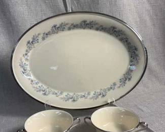 LENOX Serving Platter And 2 Serving Bowls