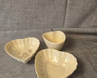 Belleek, 3 PC Porcelain Heart Set
