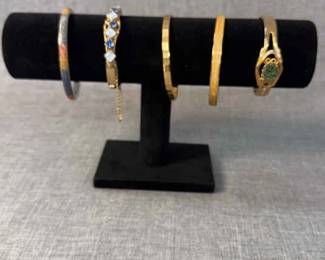 Costume Jewelry, 5 PC Bangle Bracelet Set