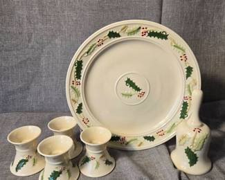 Holly by Belleek Christmas Set