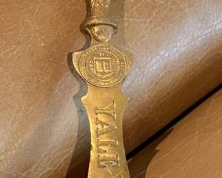 Yale Bicentennial Owl letter opener in gilt bronze!