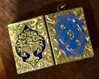Highly carved and perfect enamel