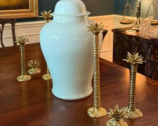 Old blanc de chine monumental Asian urn and very fine MAITLAND SMITH 1980s heavy brass palm candlesticks