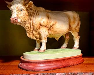 Porcelain bull