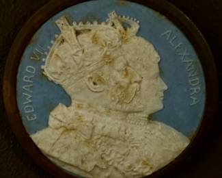 Walnut framed SEVRES commemorative medallion of King Edward VII and Queen Alexandra, created for their coronation in 1902